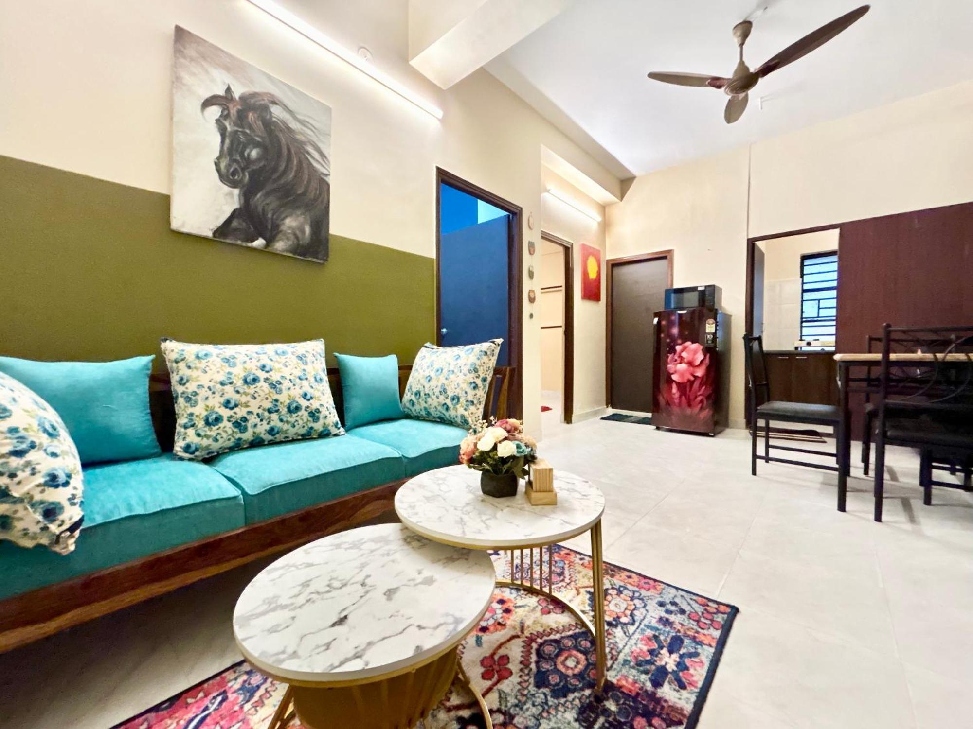Cozy 2Bhk Apt Near Ruby Hospital & Em Bypass Kalkutta Exterior foto