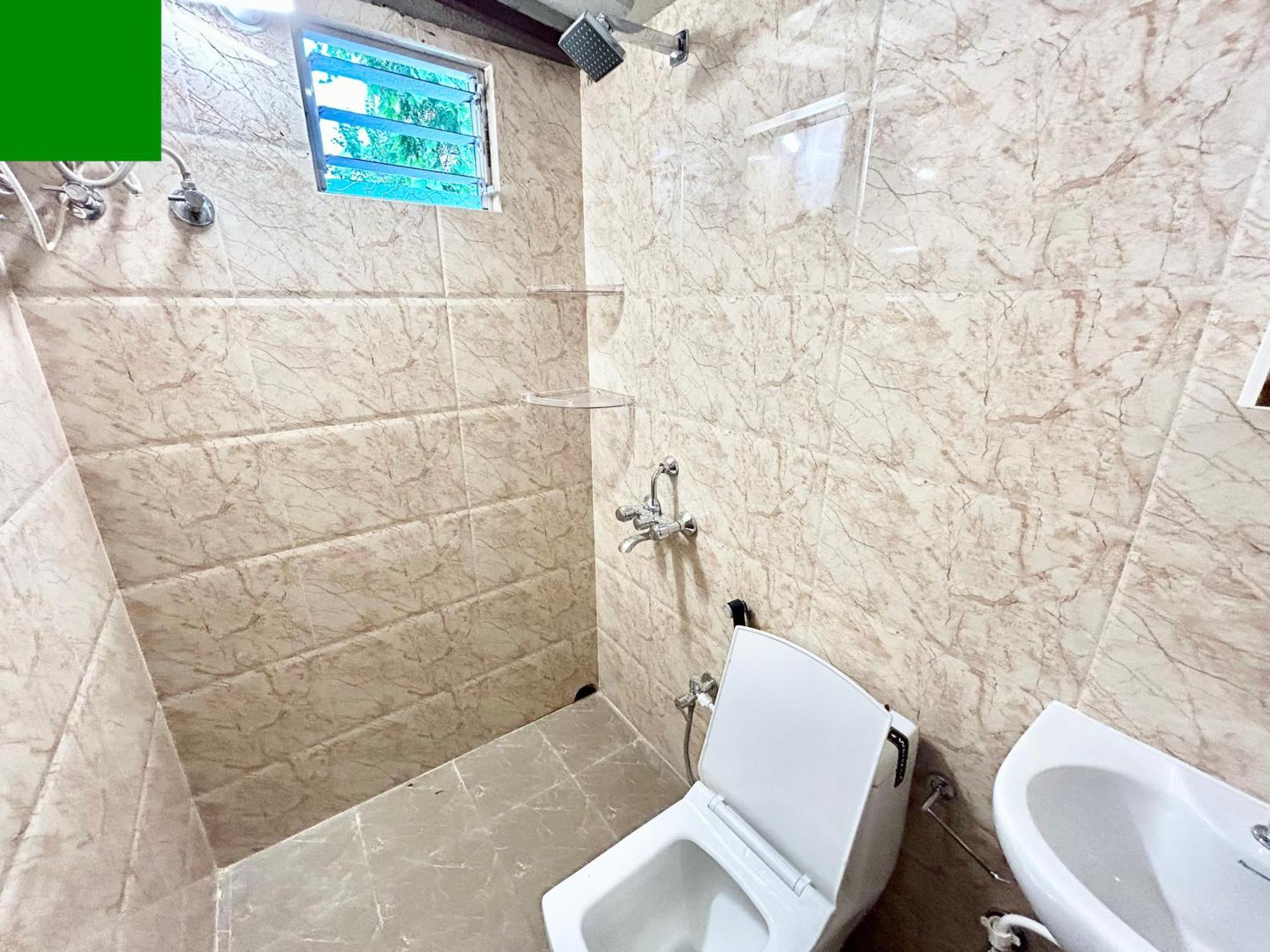 Cozy 2Bhk Apt Near Ruby Hospital & Em Bypass Kalkutta Exterior foto